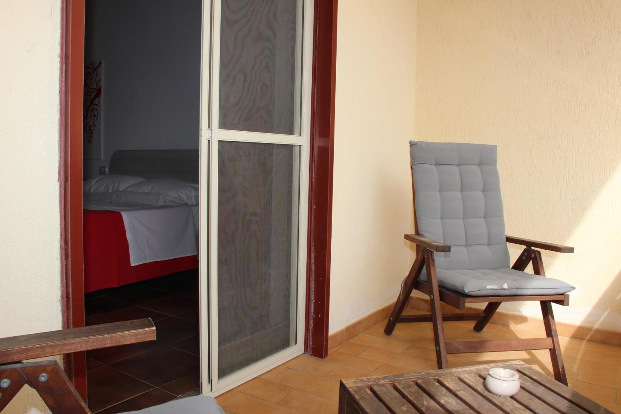 B&B Villa Adriana Сан-Леоне Экстерьер фото