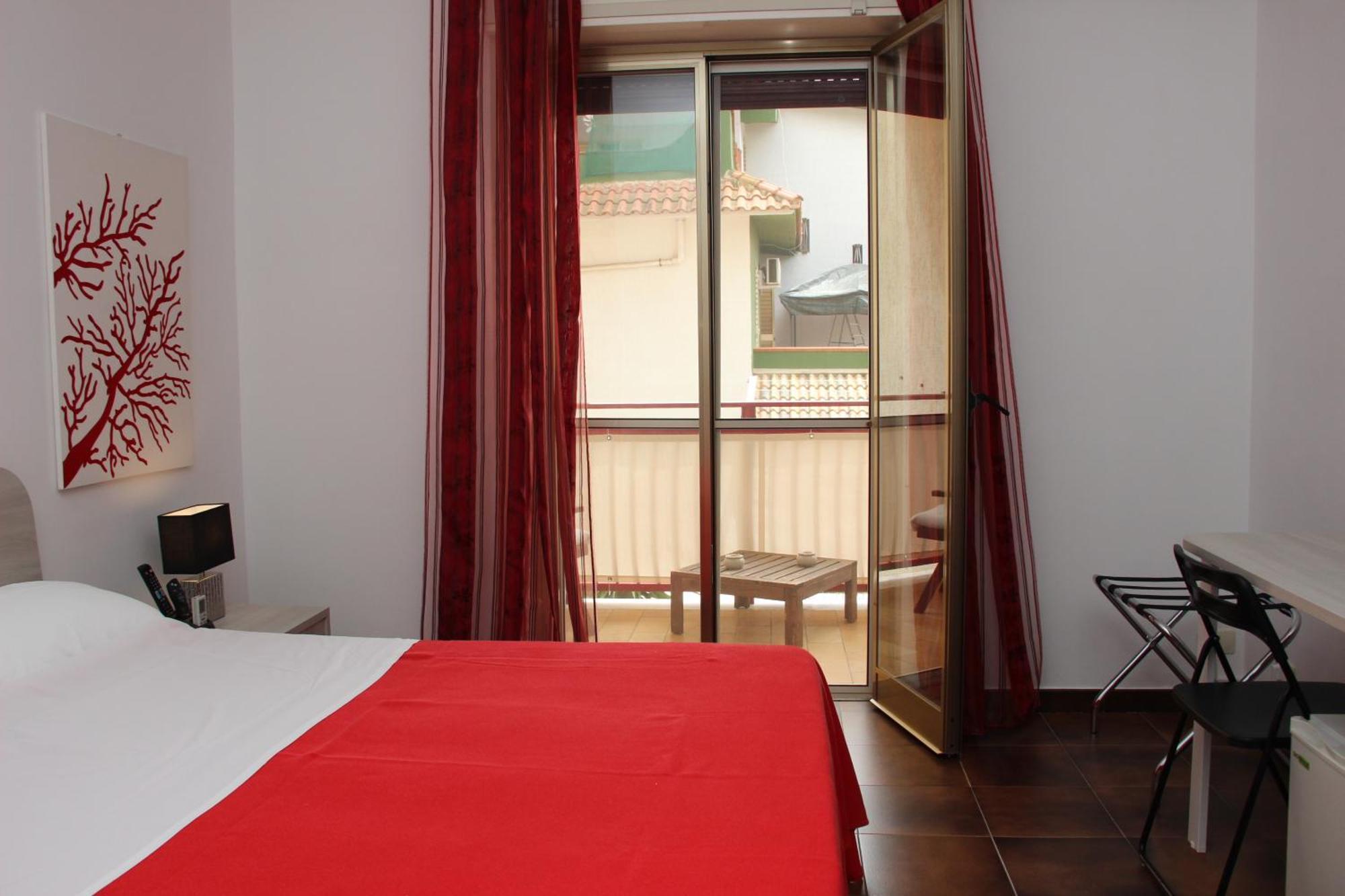 B&B Villa Adriana Сан-Леоне Экстерьер фото