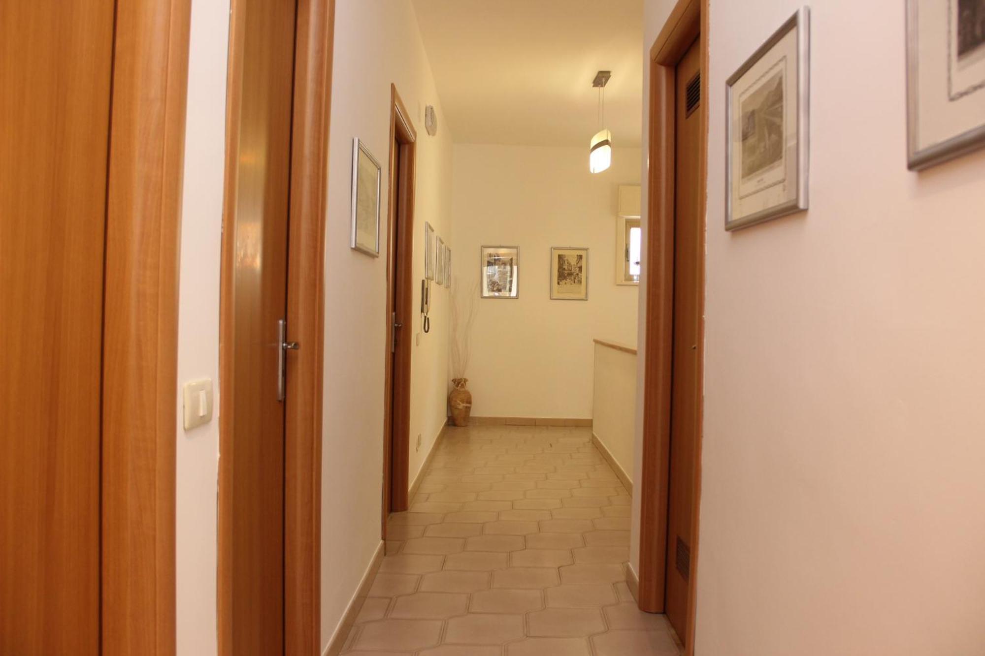 B&B Villa Adriana Сан-Леоне Экстерьер фото