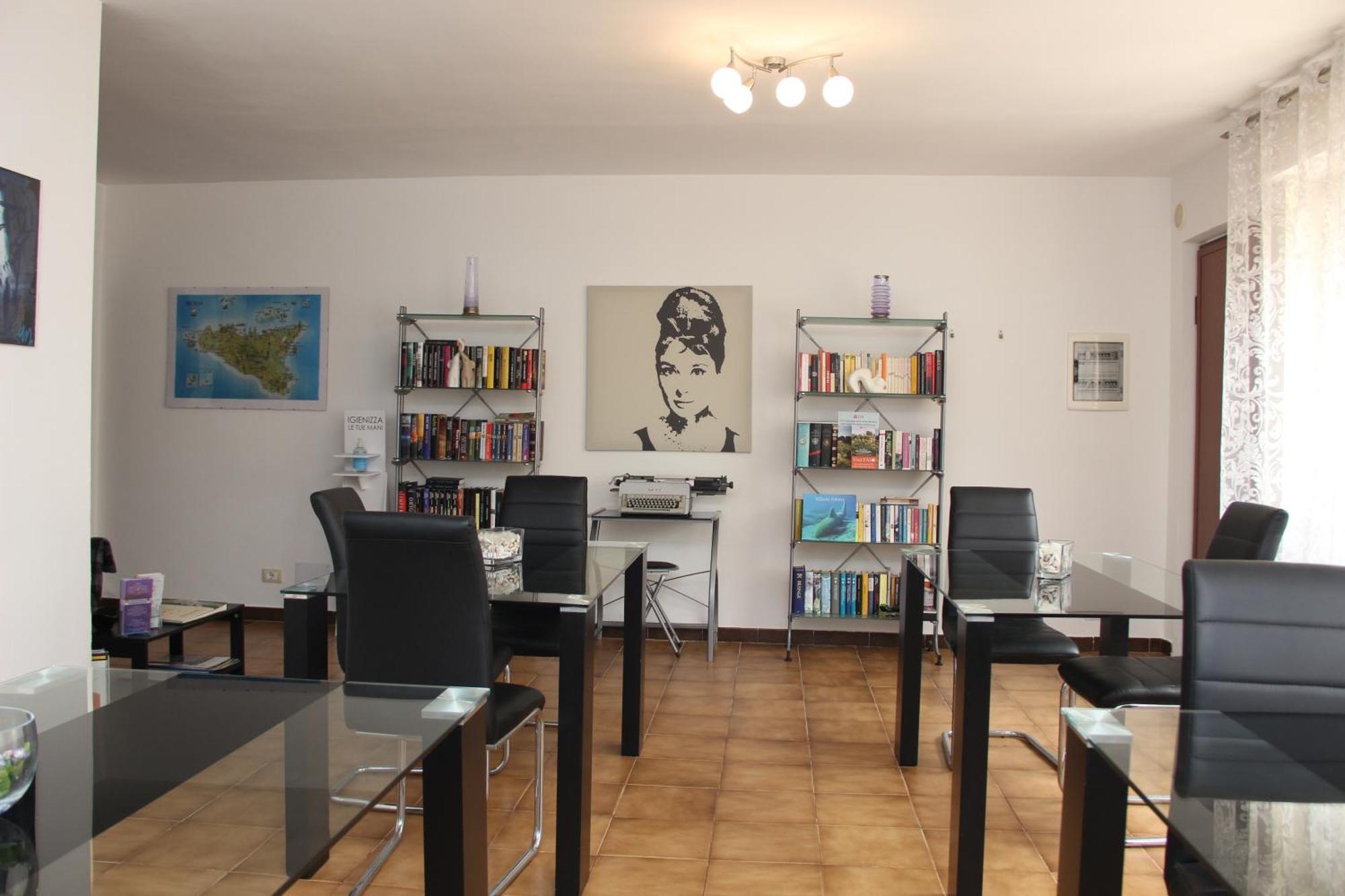 B&B Villa Adriana Сан-Леоне Экстерьер фото